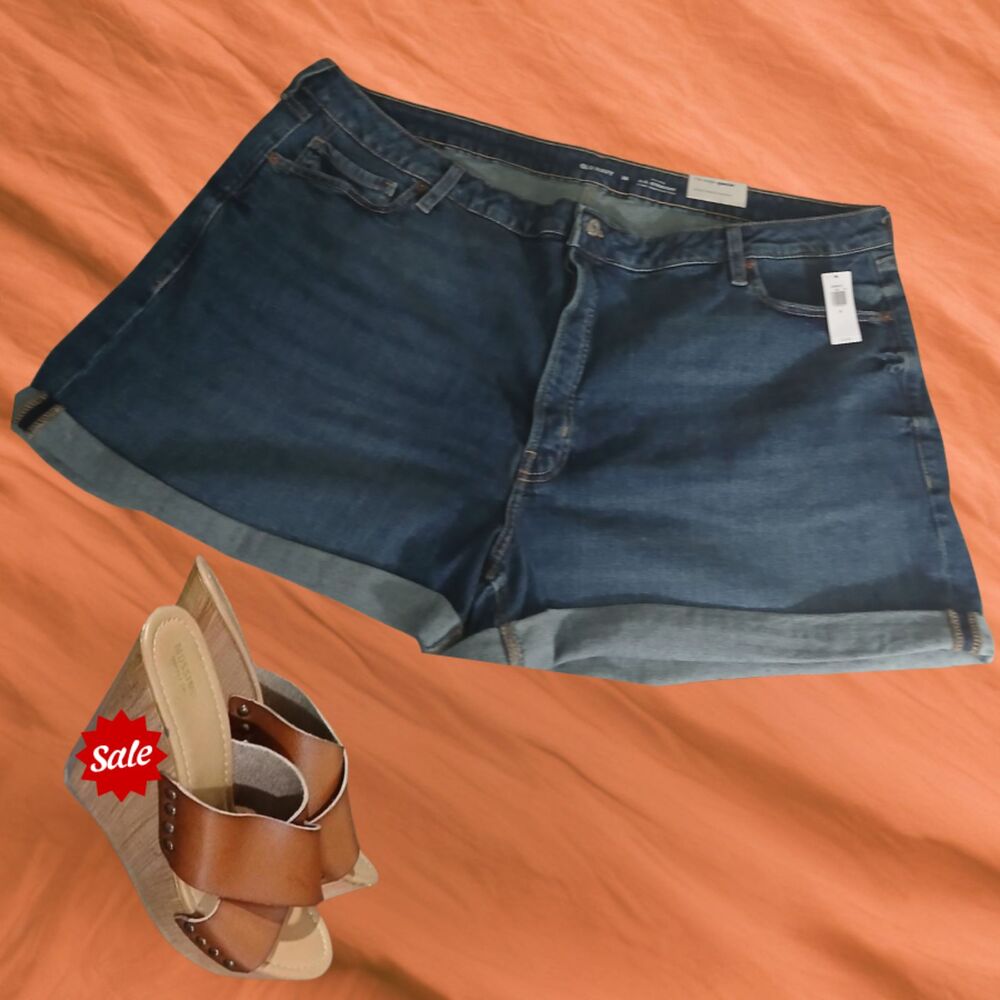 WOMENS PLUS SIZE JEAN SHORTS by OLD NAVY